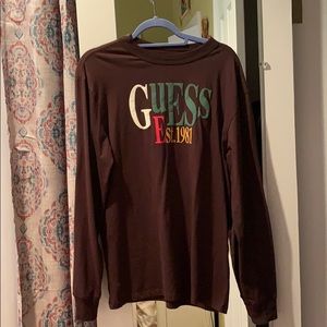 Men’s long sleeve brown guess tshirt